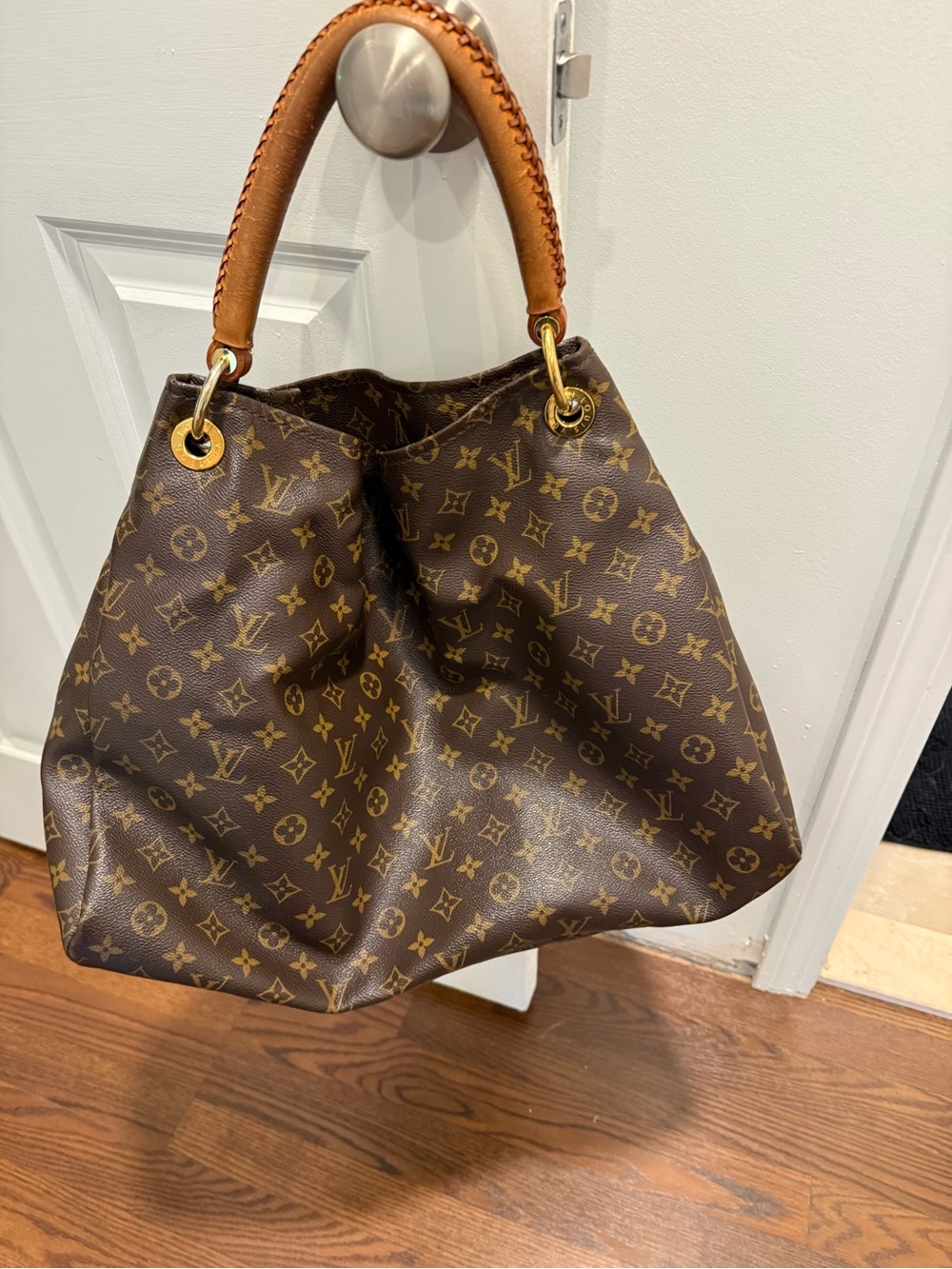Louis Vuitton Monogram Artsy GM